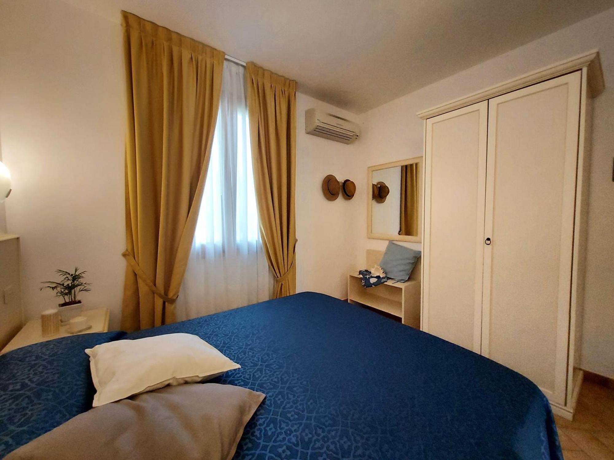 Lido Azzurro Residence Capoliveri  Habitación foto